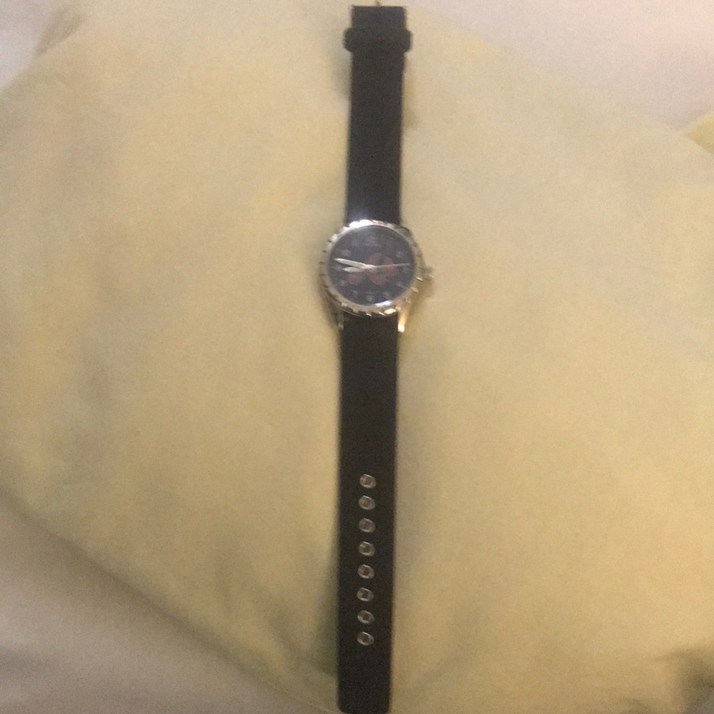 Atlanta braves kids or ladies wrist watch